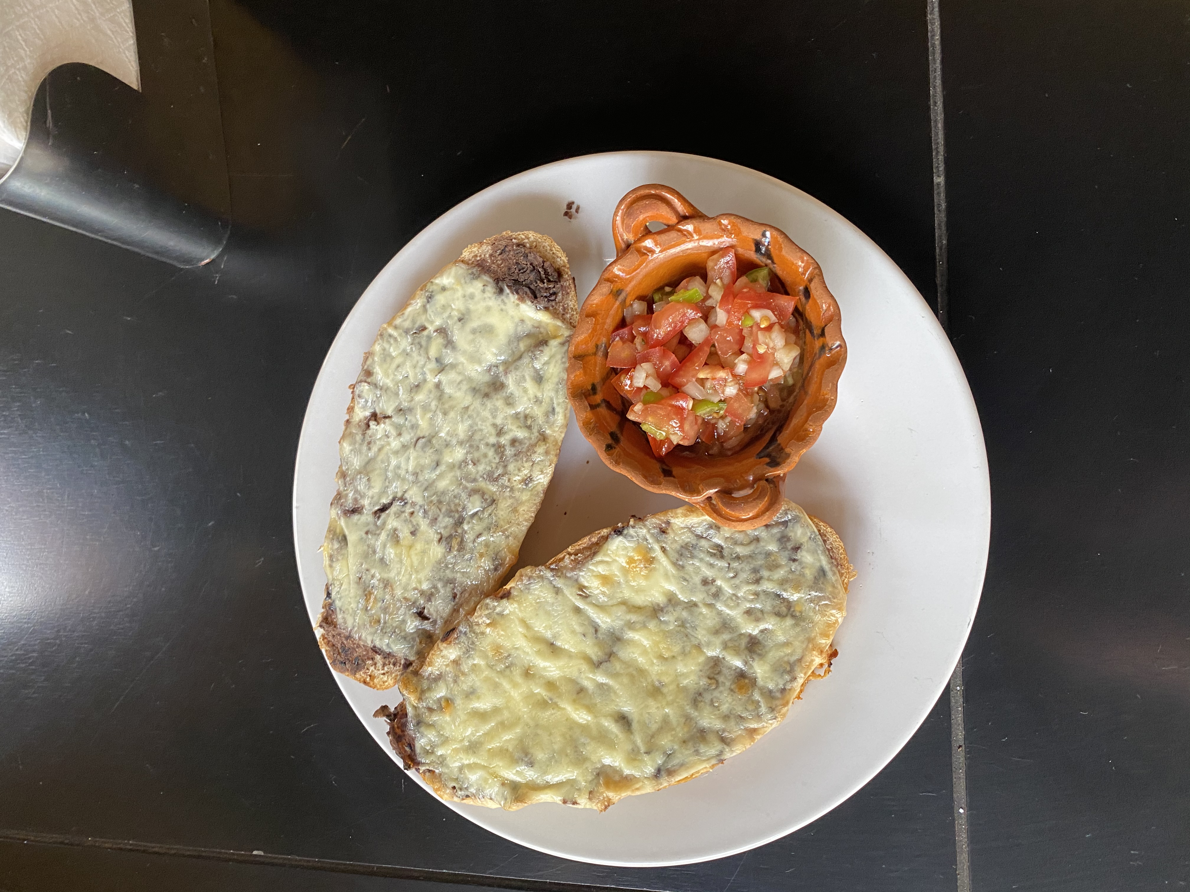 Molletes sencillos del restaurante